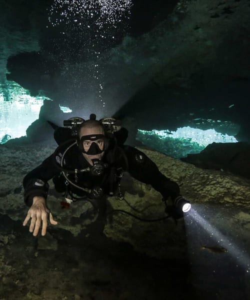 Cenote diving